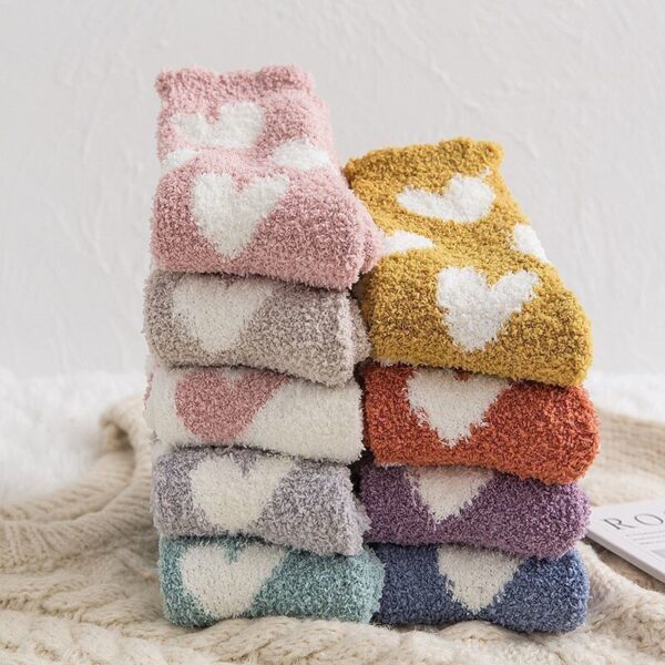 Heart matching fuzzy socks for couples - Image 2